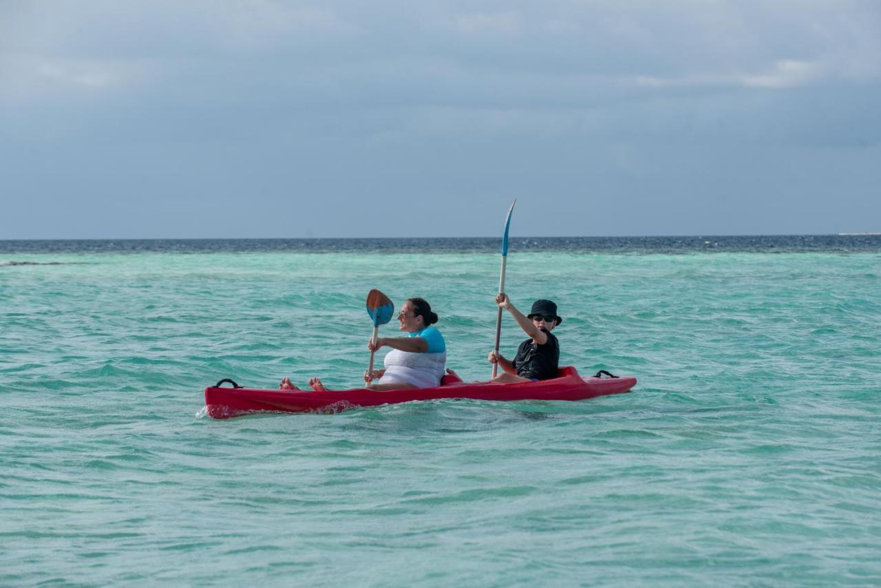 Ocean Lilly Inn Hangnaameedhoo Bagian luar foto